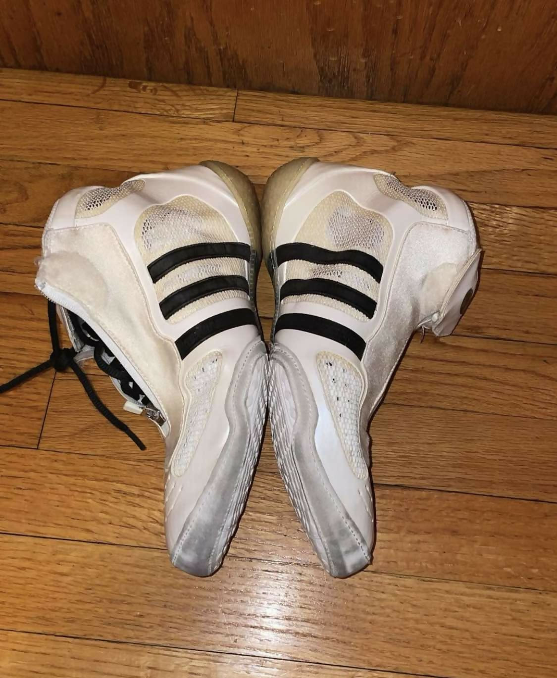 2007 Adidas Beijing Size 10