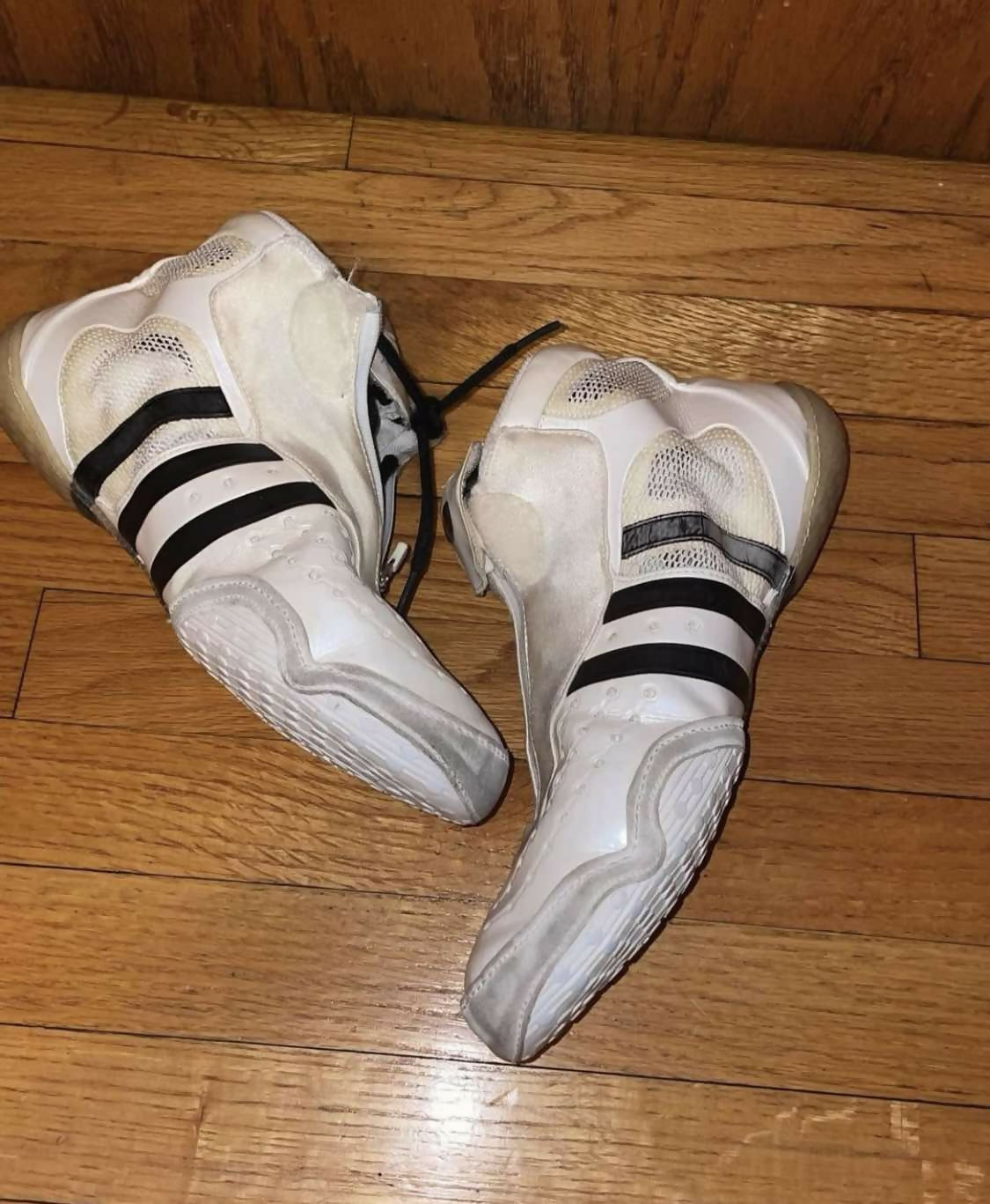 2007 Adidas Beijing Size 10